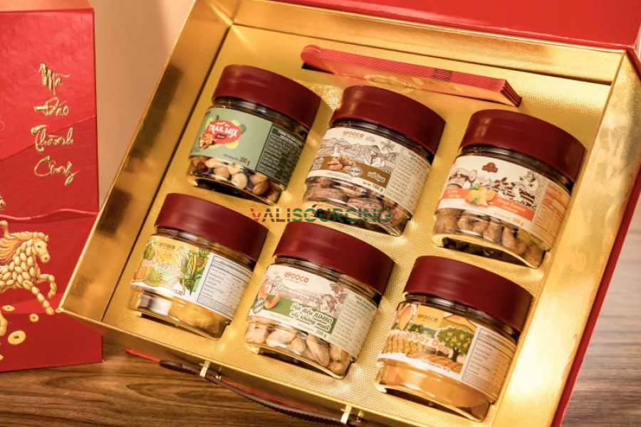 HỘP QUÀ TẾT 2026 từ Việt Nam