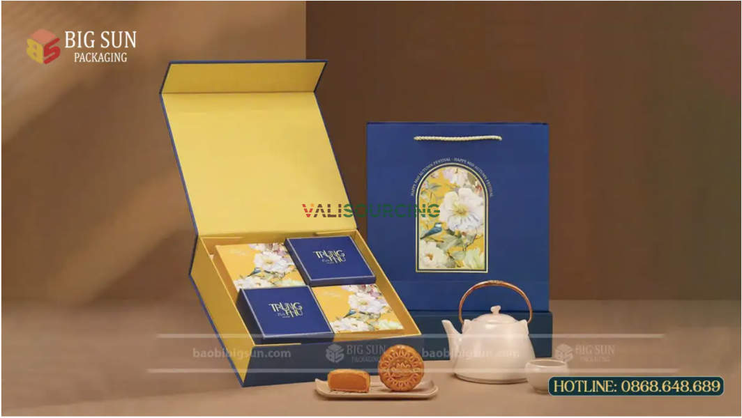 Thanh Dieu Nguyet Hoa Mooncake Box from Vietnam