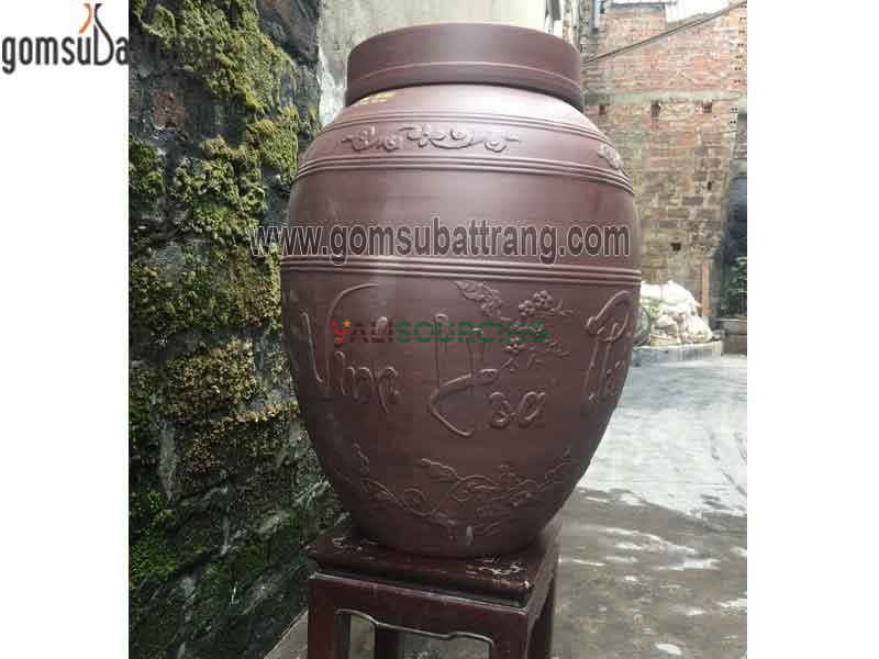 100-liter ceramic jar for soaking wine, symbolizing wealth and prosperity. from Vietnam