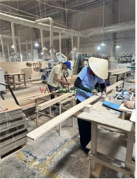 Decorative Solid Wood Waterproof 3D Eco-Friendly Durable Wall Trim