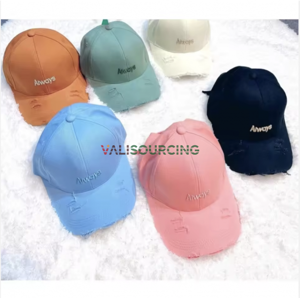 Mũ lưỡi trai thêu Unisex – Món đồ thiết yếu cho phong cách đường phố sành điệu