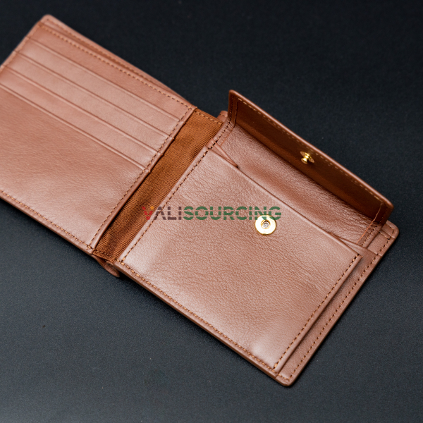 Men\'s leather wallet from Vietnam