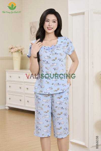 Women\'s linen set: cropped pants and short-sleeved top. from Vietnam