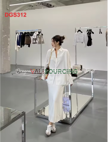 Bộ Đồ Nữ Thiết Kế Việt Nam – Áo Sơ Mi Trắng & Chân Váy Dài Thanh Lịch