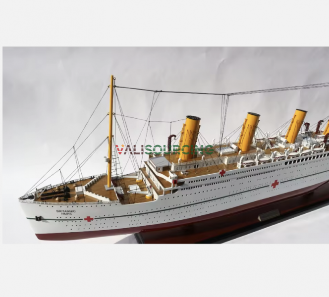 HMHS BRITANNIC SHIP MODEL – HIGH QUALITY HANDMADE PAINTED OCEAN PASSENGER SHIP