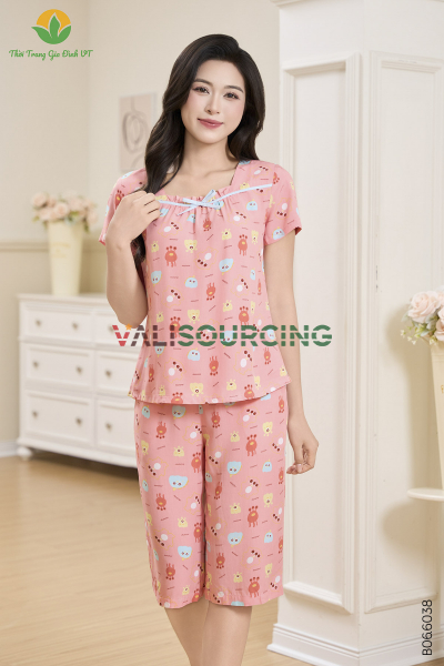 Women\'s linen set: cropped pants and short-sleeved top. from Vietnam