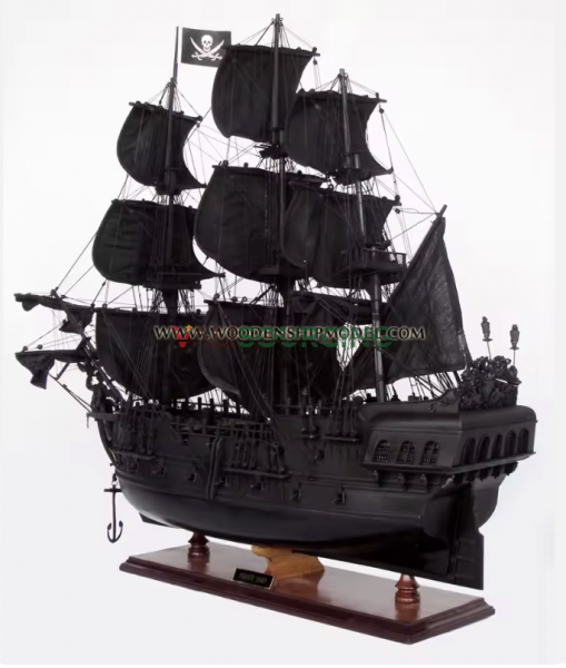 Pirate of the Caribbean – Wooden Model Boat