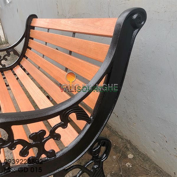 Ghế băng công viên ngoài trời bằng gang | Thanh gỗ tự nhiên từ Việt Nam
