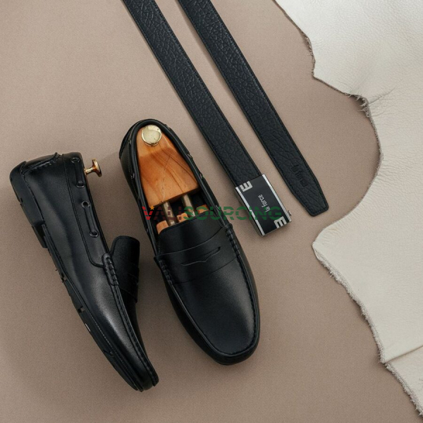 Men\'s genuine leather belt for office wear, with a stylish buckle. from Vietnam