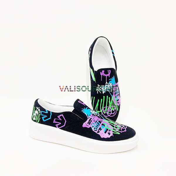 Sample – Shoe model S21056