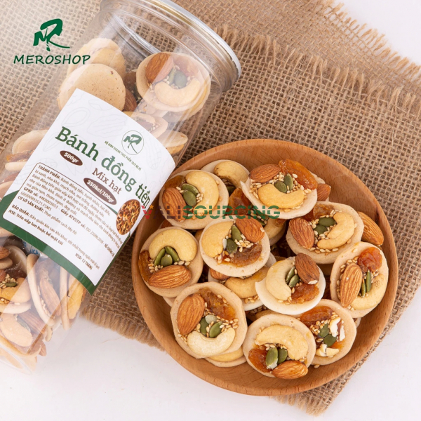 Mother Ro\'s Coin Cookie Mix with Nuts from Vietnam