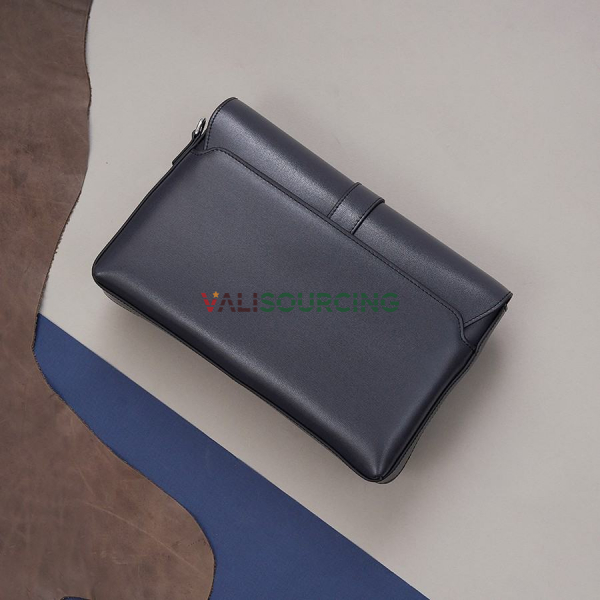Men\'s leather wallet from Vietnam