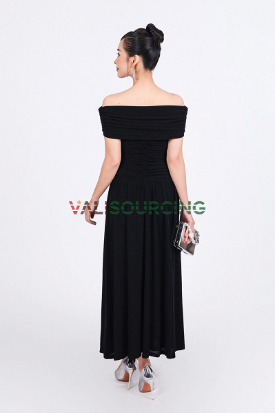 Stretch knitted wool dress with off-shoulder, ruffled waist and bodycon fit - PANTIO